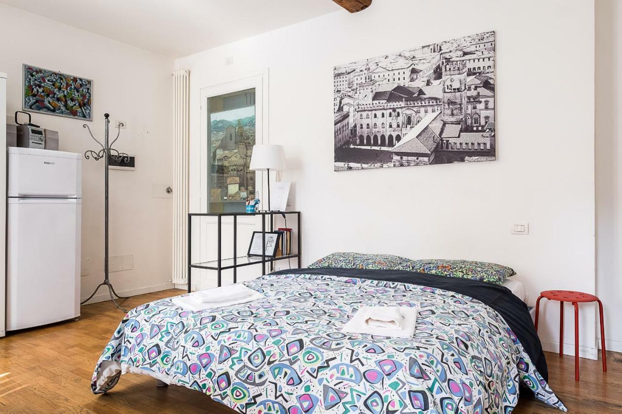 Apartamento Travel House Bolonia Exterior foto