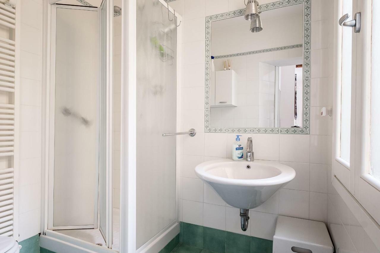 Apartamento Travel House Bolonia Exterior foto